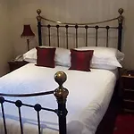 George & Dragon Hotel 4*