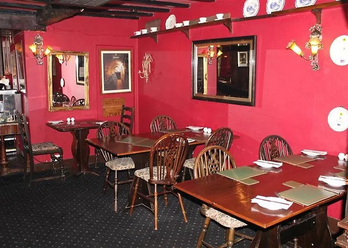 George & Dragon Hotel 4*