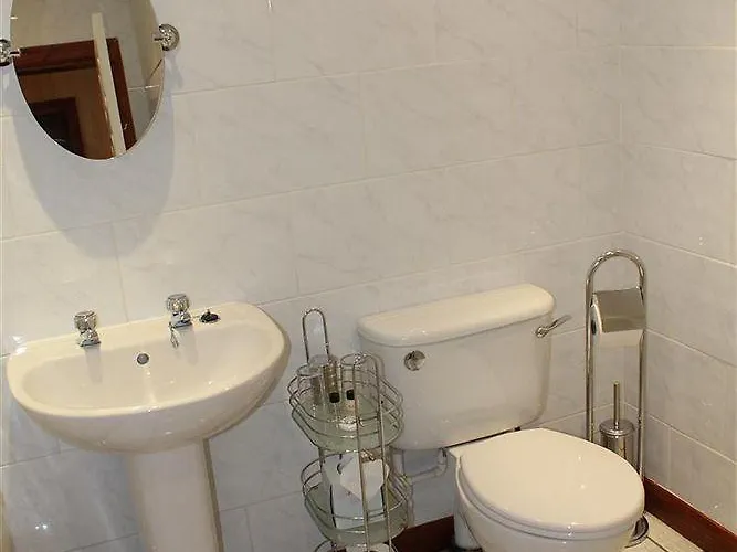 Hotel George & Dragon